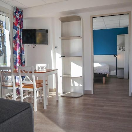 Hotel Le Pavillon Des Fleurs Menthon-Saint-Bernard Esterno foto